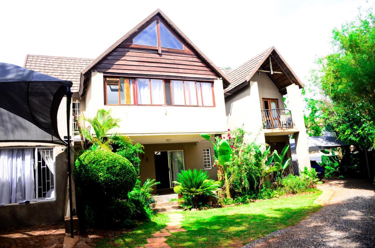 Novus Guest House Pretoria Bagian luar foto